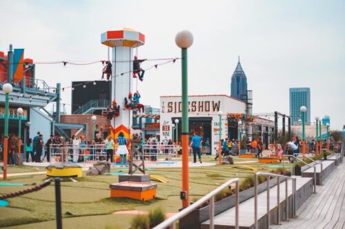 people on the drop tower ride at Skyline Park